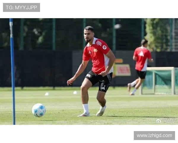 多队争抢柏林联合中卫多基冬窗或将离队引发关注