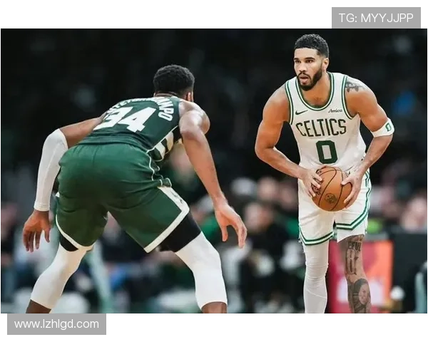 字母哥质疑裁判为何不将比赛用球交给蒂耶罗的原因解析